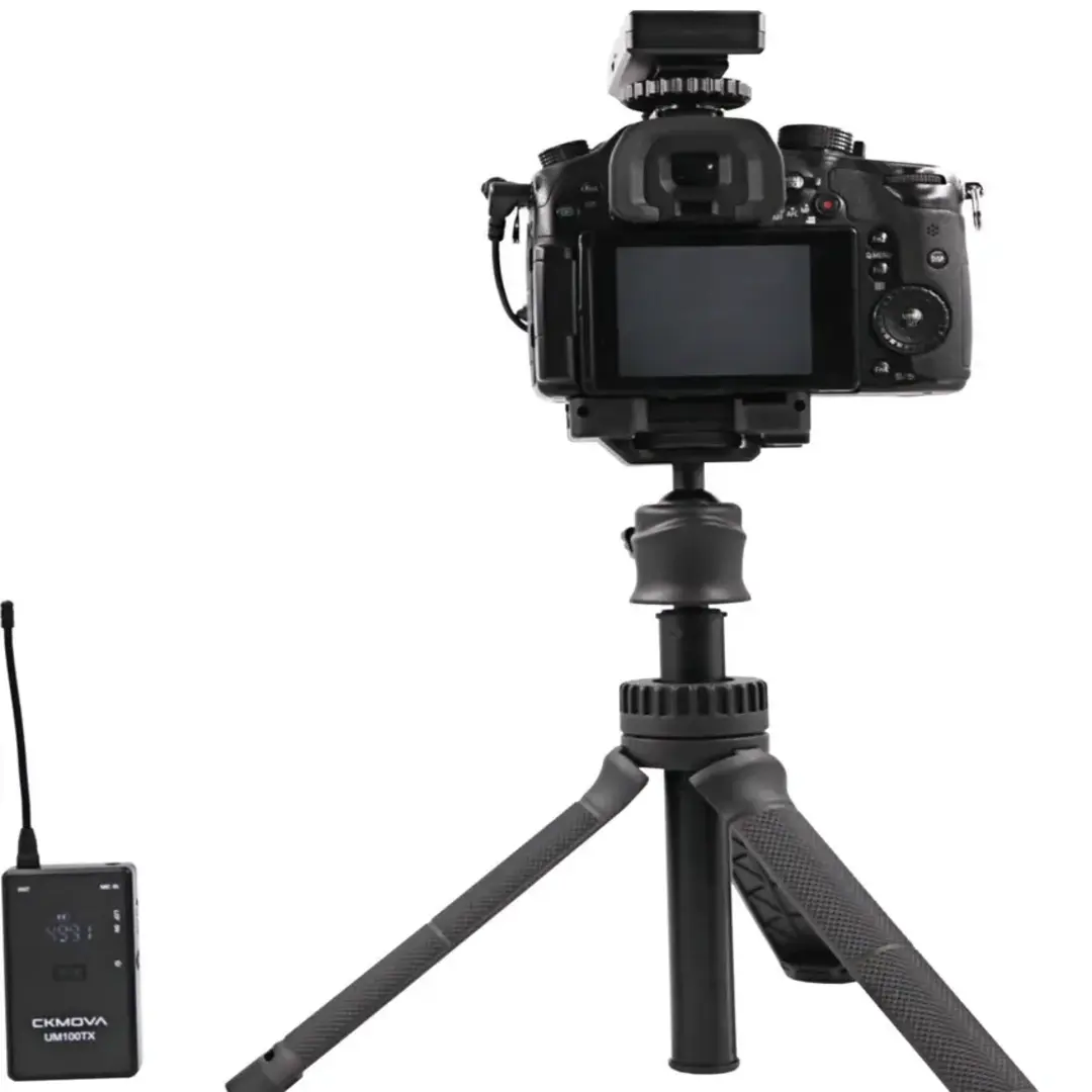 Ckmova UM100 Kit-1 Ultra Kompakt 3.5mm Çıkışlı 1 Alıcı 1 Vericili Uhf Kablosuz Yaka Mikrofon Seti Ckmova UM100 Kit-1 Ultra Kompakt 3.5mm Çıkışlı 1 Alıcı 1 Vericili Uhf Kablosuz Yaka Mikrofon Seti 3